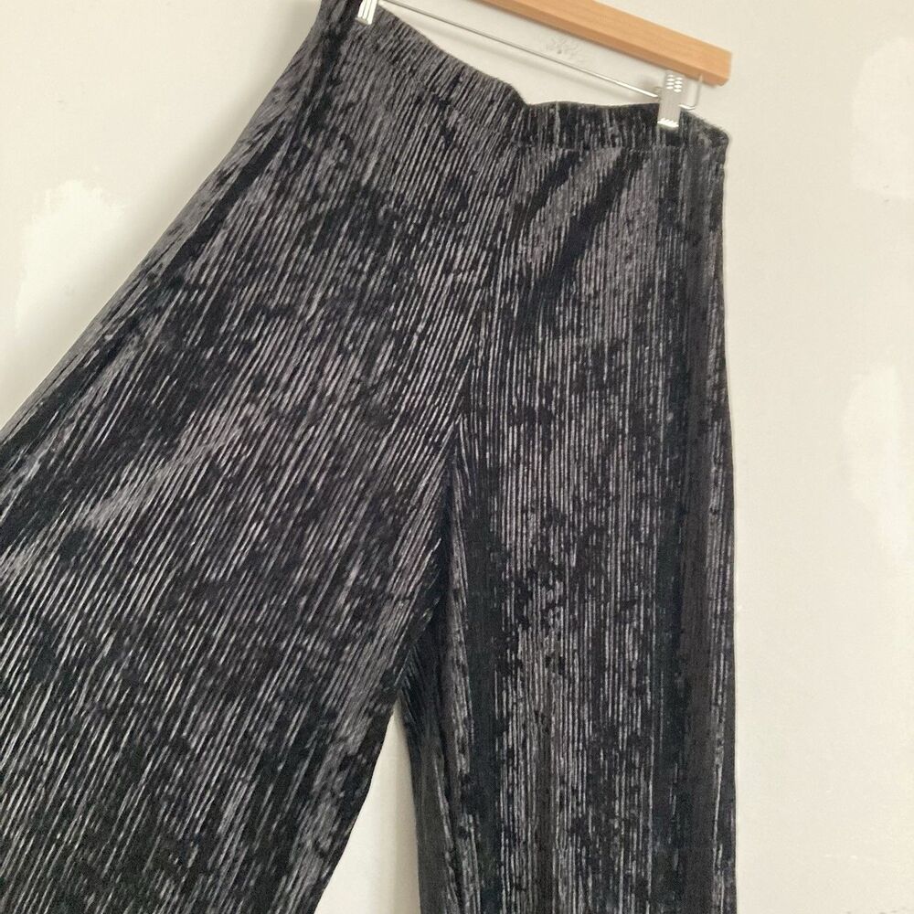 NEW Banana Republic Wide Leg Crinkle Velvet Pants LARGE Black Minimalist Sleek